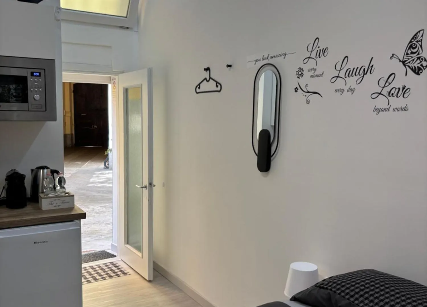 La Vecchia Milano-Les Nubles Vannucci - Il Ballatoio E Il Cortile Italia